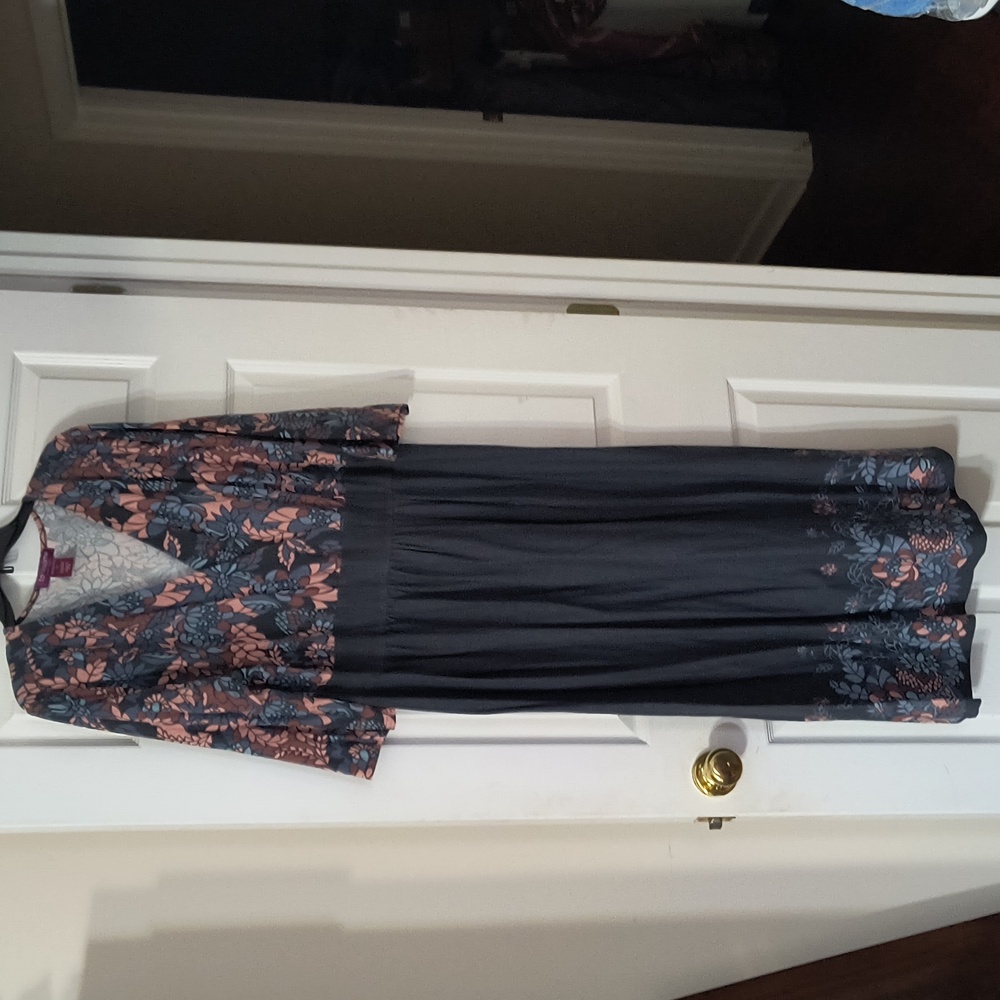 Stunning dress in pinks and blues
